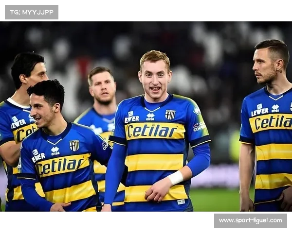 那不勒斯3-1击退帕尔马，霍伊伦空中统治力主导进攻